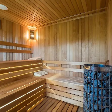Adelheide Jacuzzi Bbq شقة بيلي اسكار